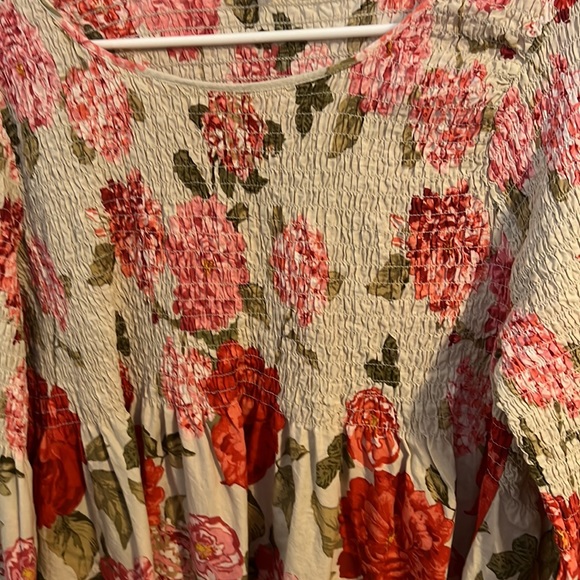 Jane & Dilancey floral top XL - Picture 3 of 5